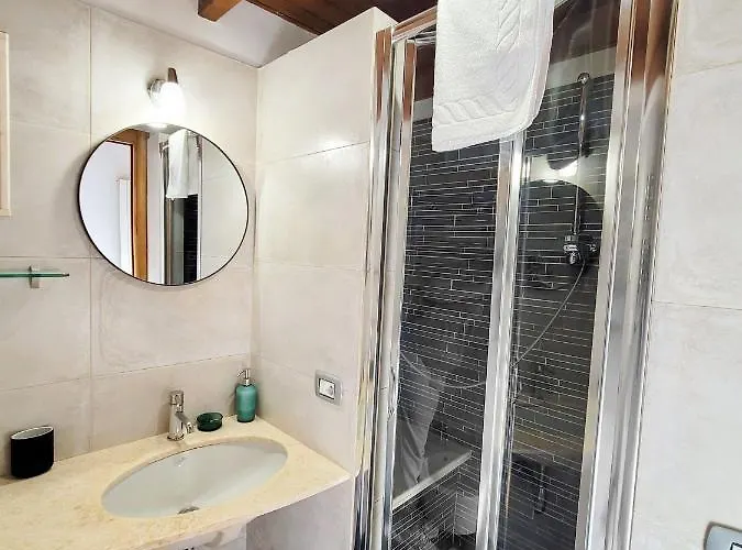 Tatiana - Historic House 酒店